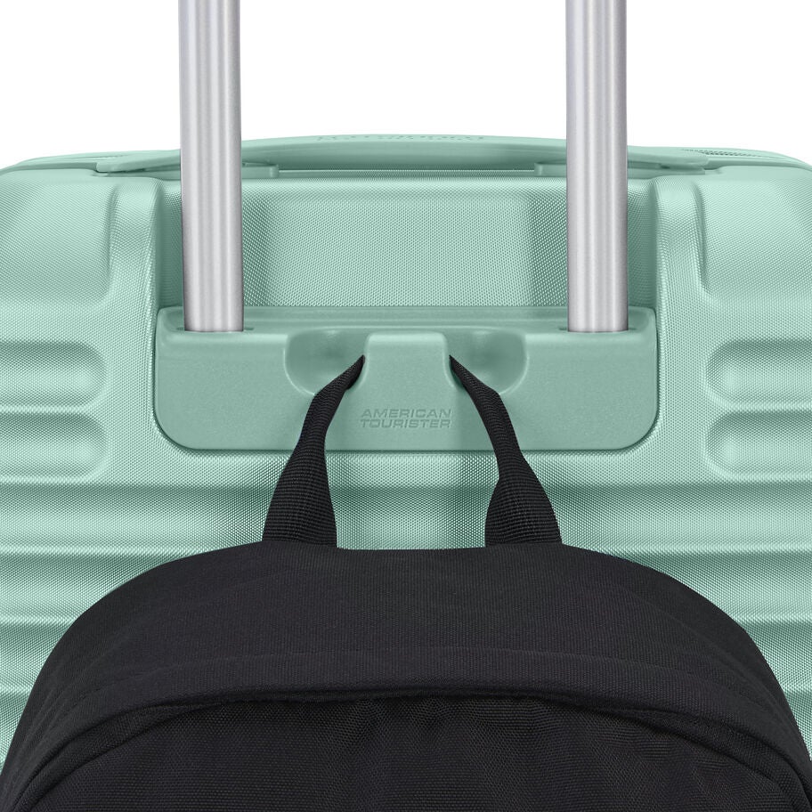 Stratum 3.0 Spinner Carry-On in the color Surreal Green. image number 3